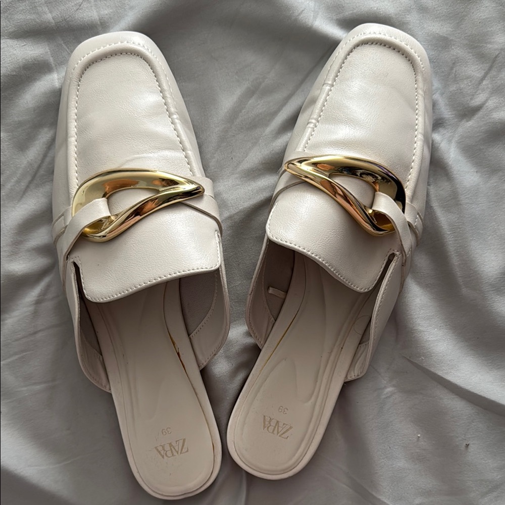 Zara Ivory White and Gold Mules with Elegant Chain Detail